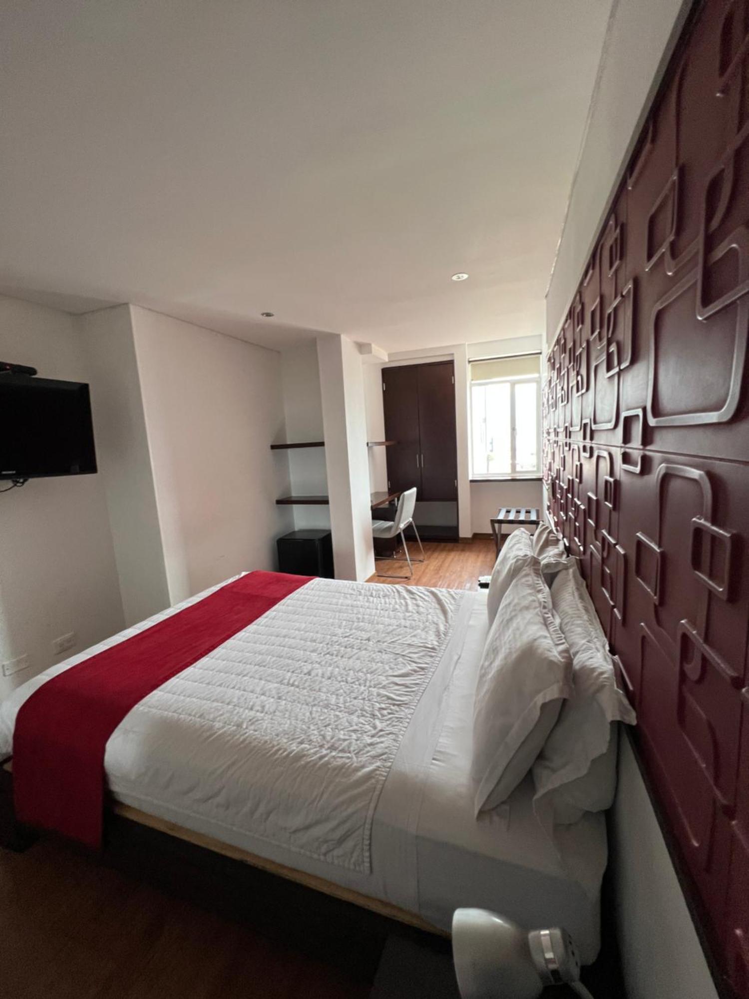 3h Florencia Plaza 4*