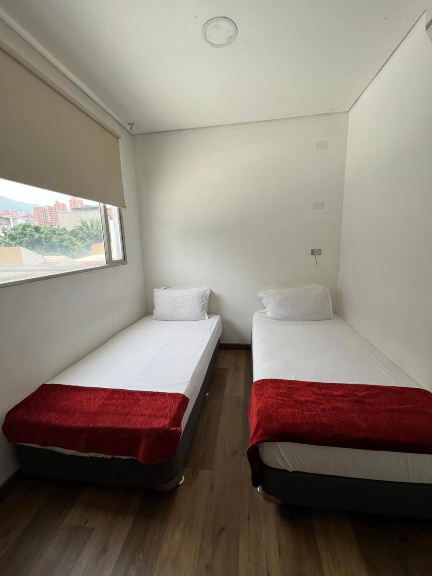 Hotel 3h Florencia Plaza 4*