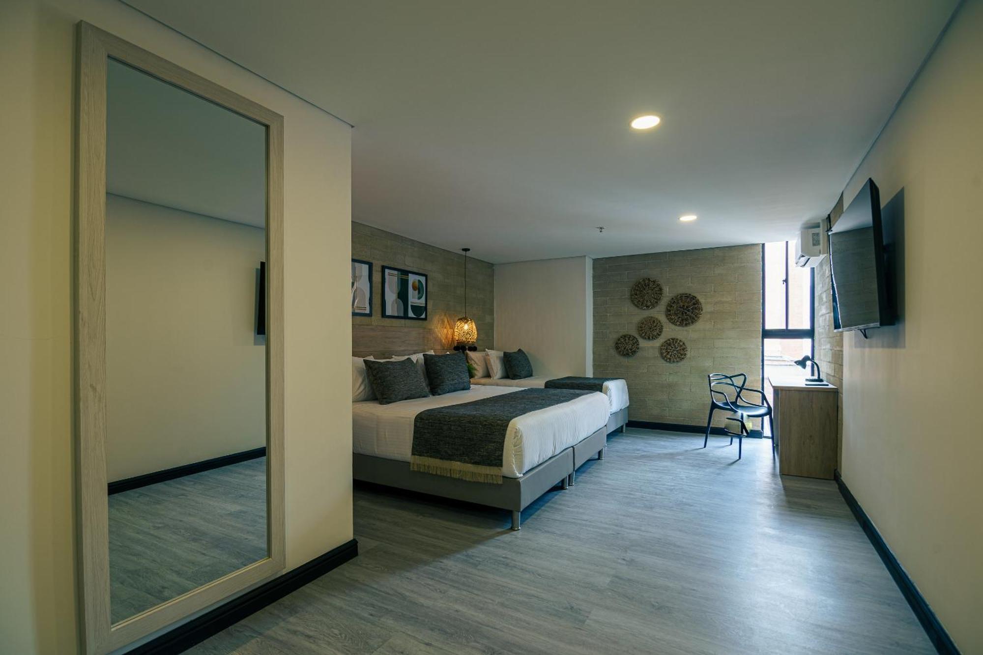 Hotel First Class Medellín