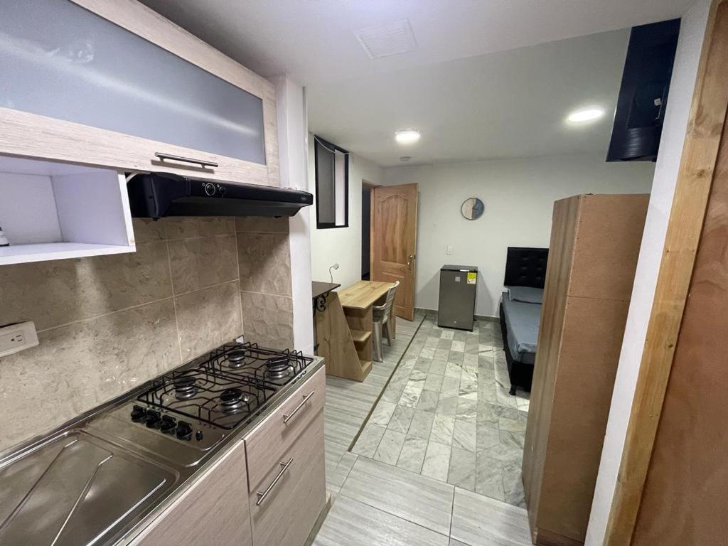 Apartamento Apartamento Al Lado De La Unidad Deportiva De Belen Y A 10 Minutos De Plaza Mayor - 1 Medellín