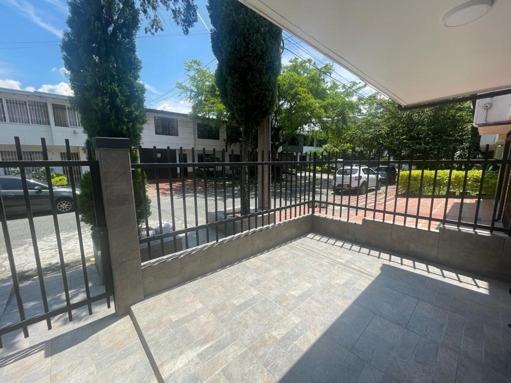 Apartamento Al Lado De La Unidad Deportiva De Belen Y A 10 Minutos De Plaza Mayor - 1 Apartamento