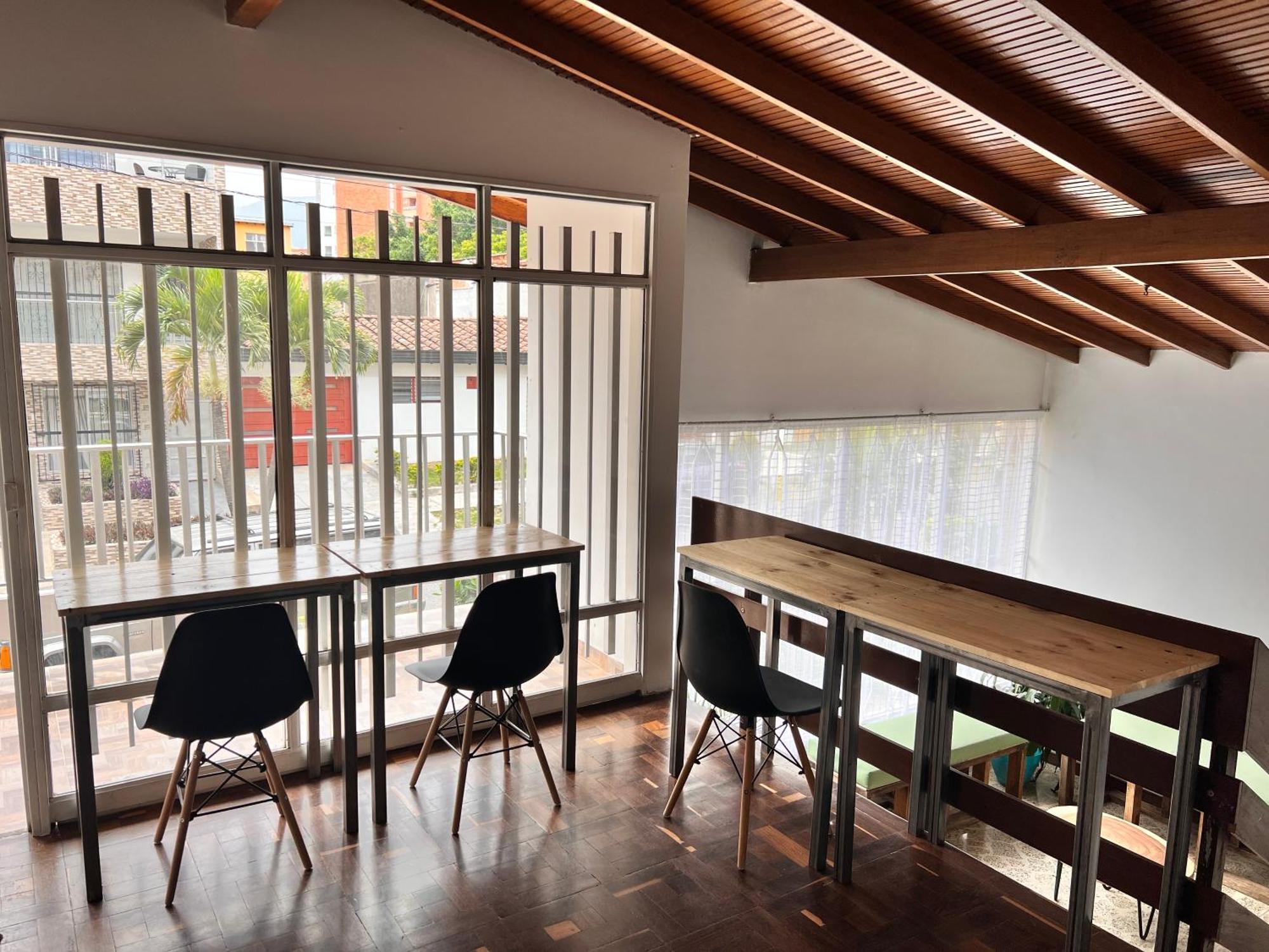Pensión Sereni Laureles Cafe