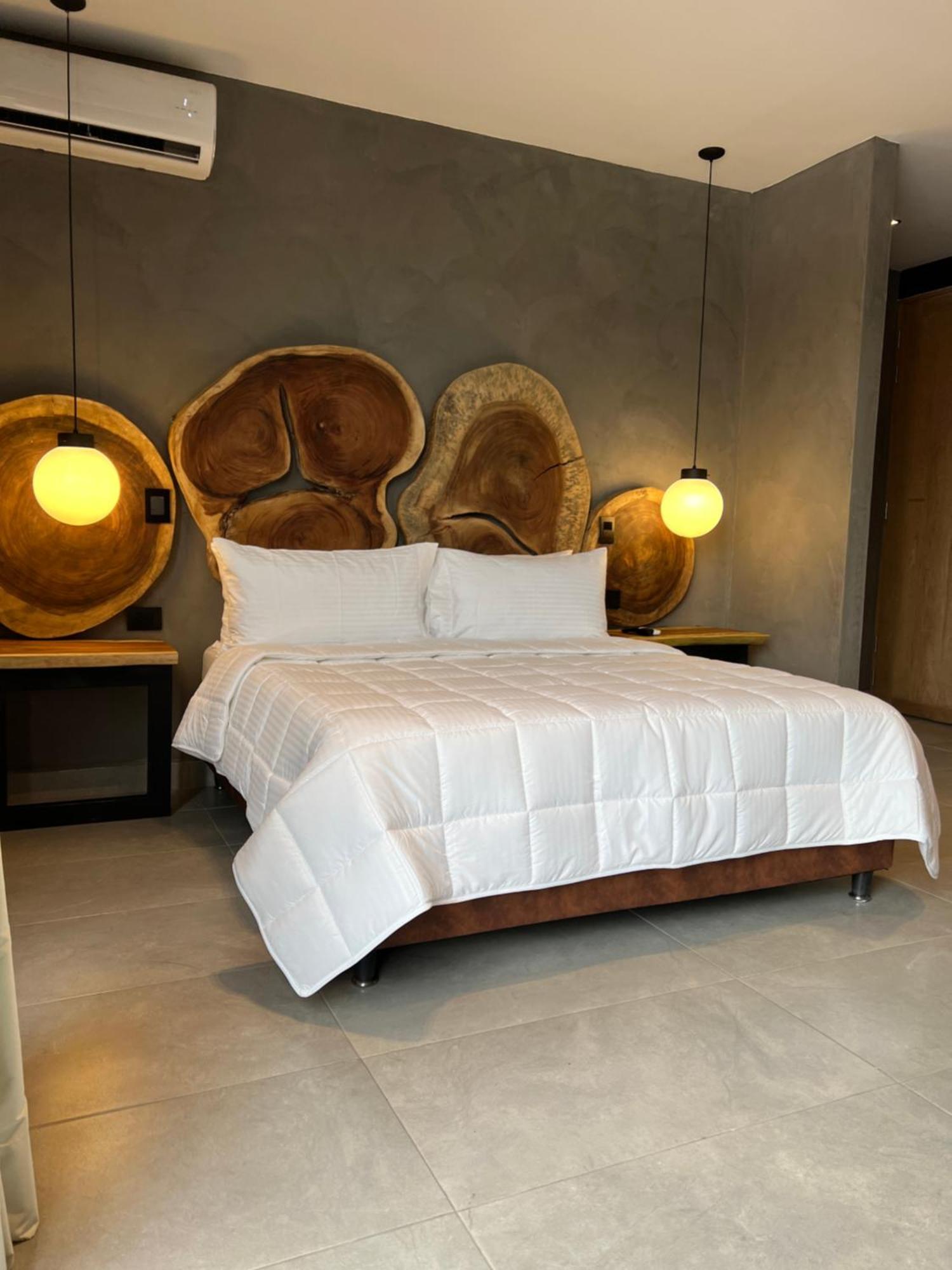 Hotel Zelva Negra