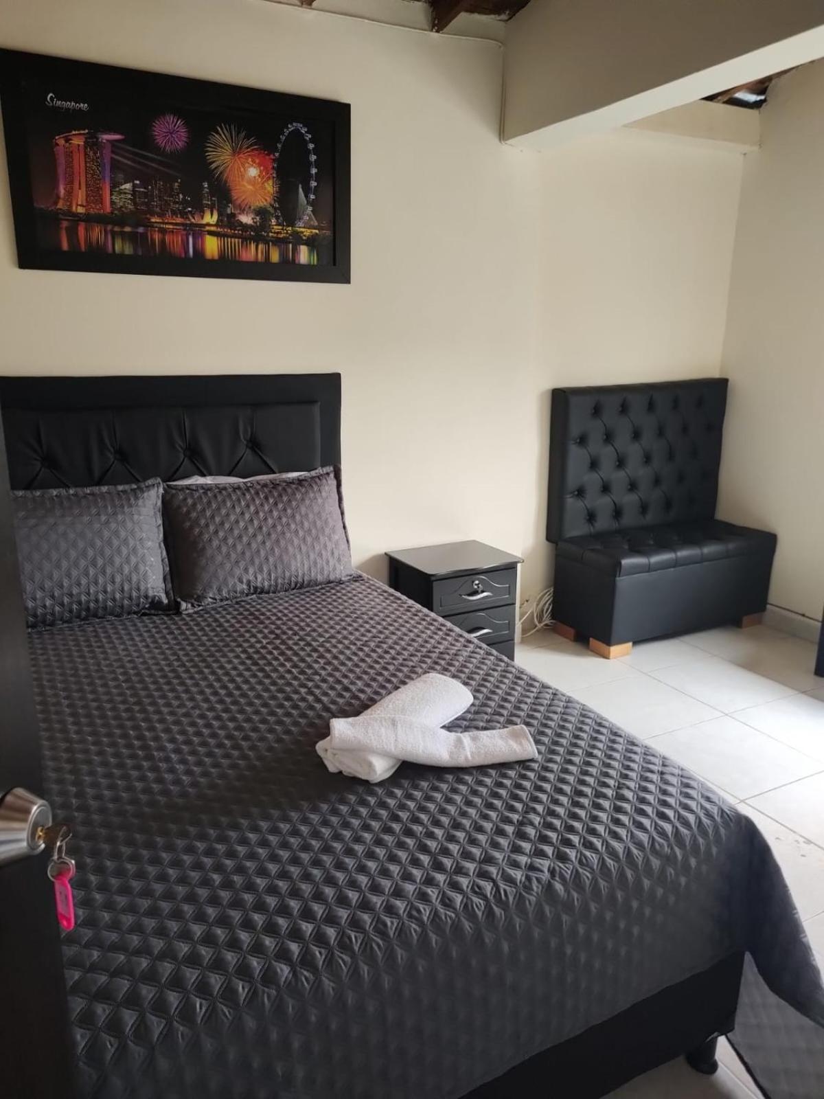 Hogar Del Viajero Habitación en casa particular Medellín