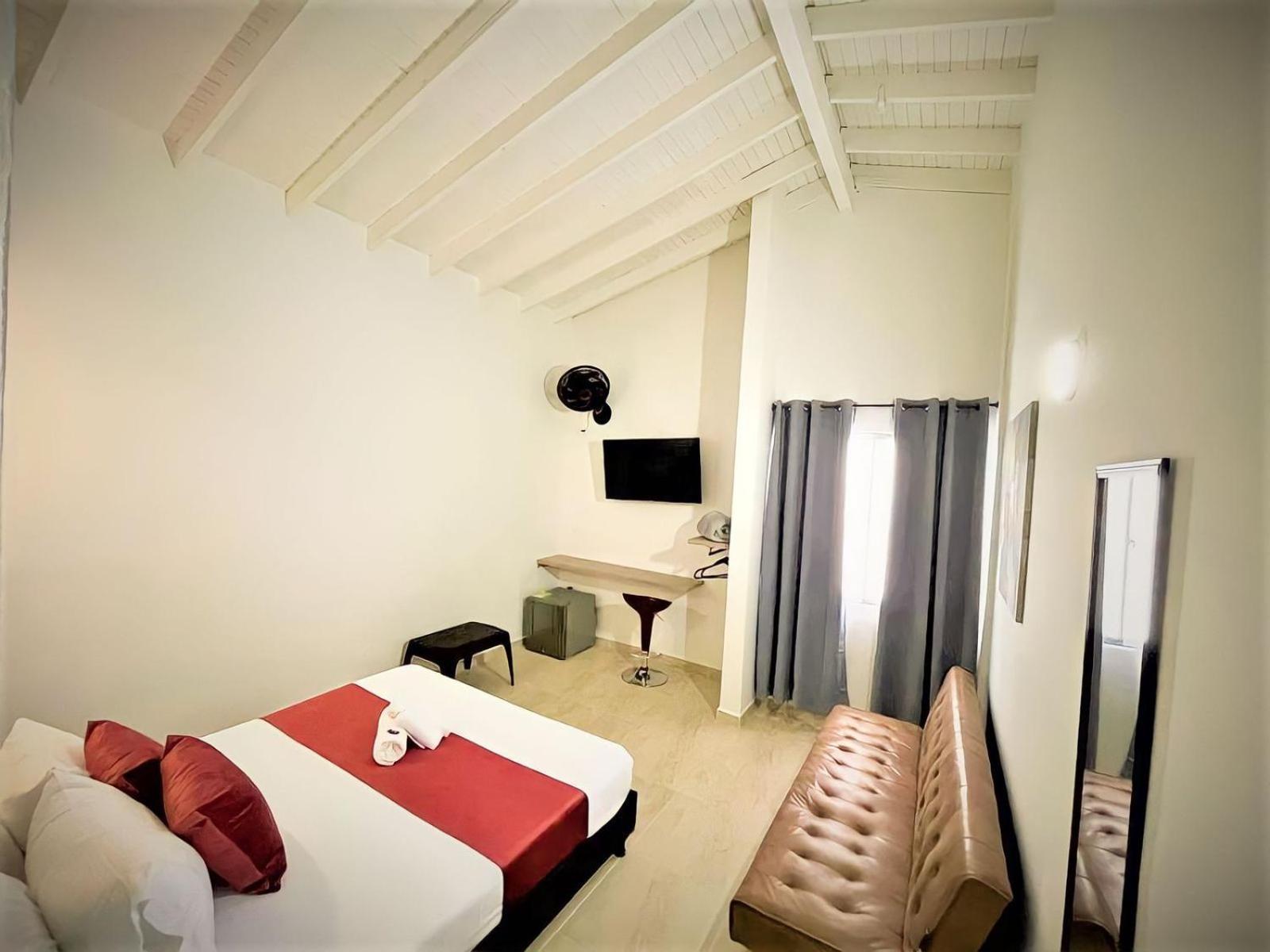 Pensión 12 Nights