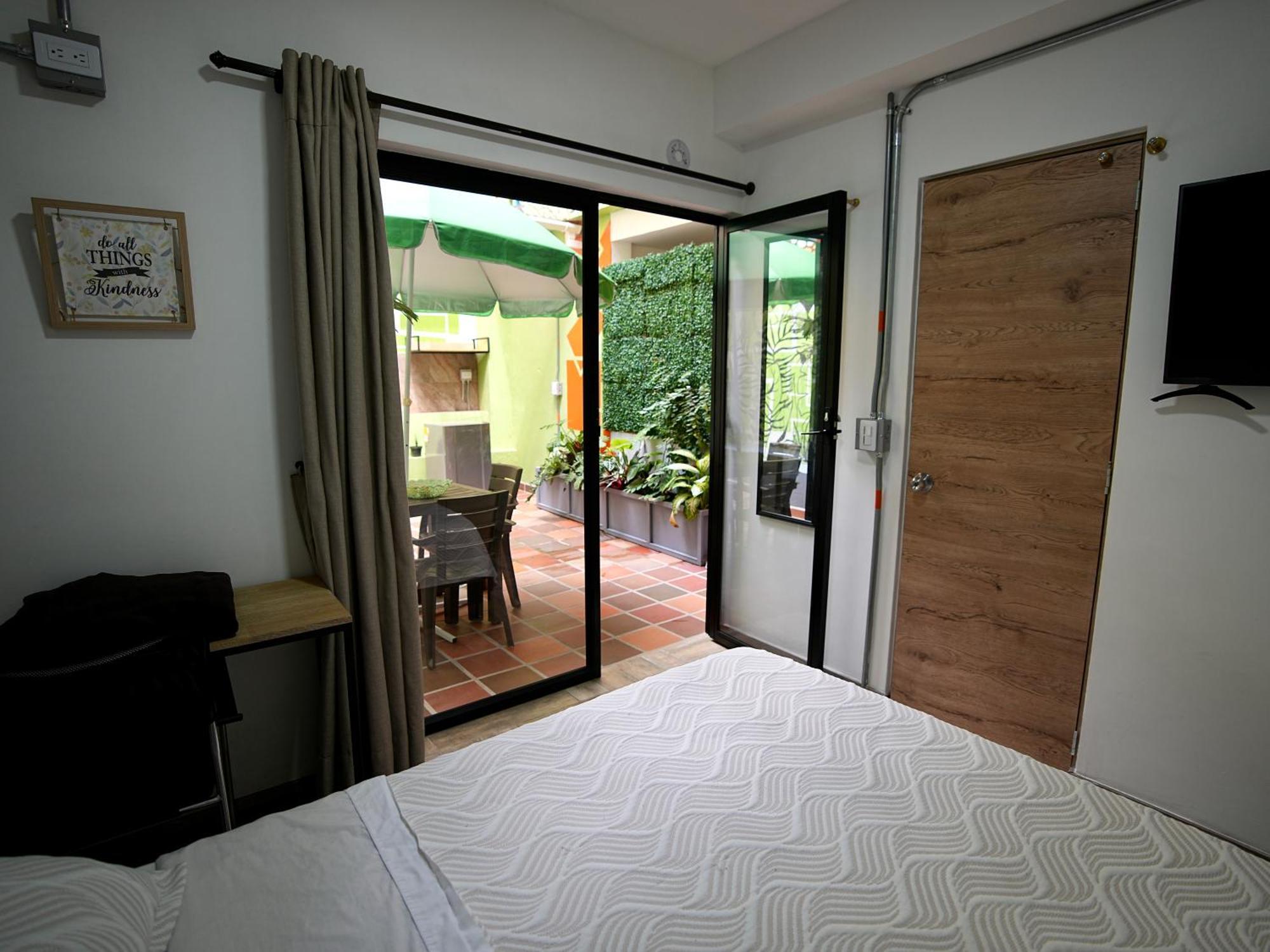 Colinkhouse Hotel *