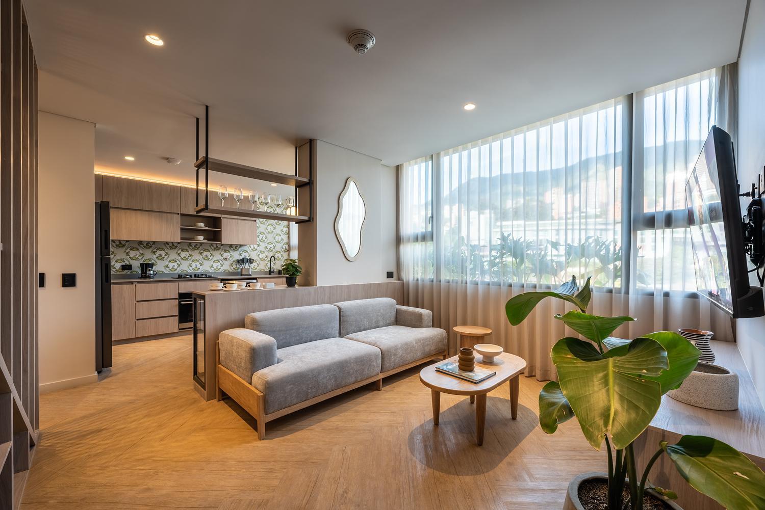 Nakua & Work Hotel