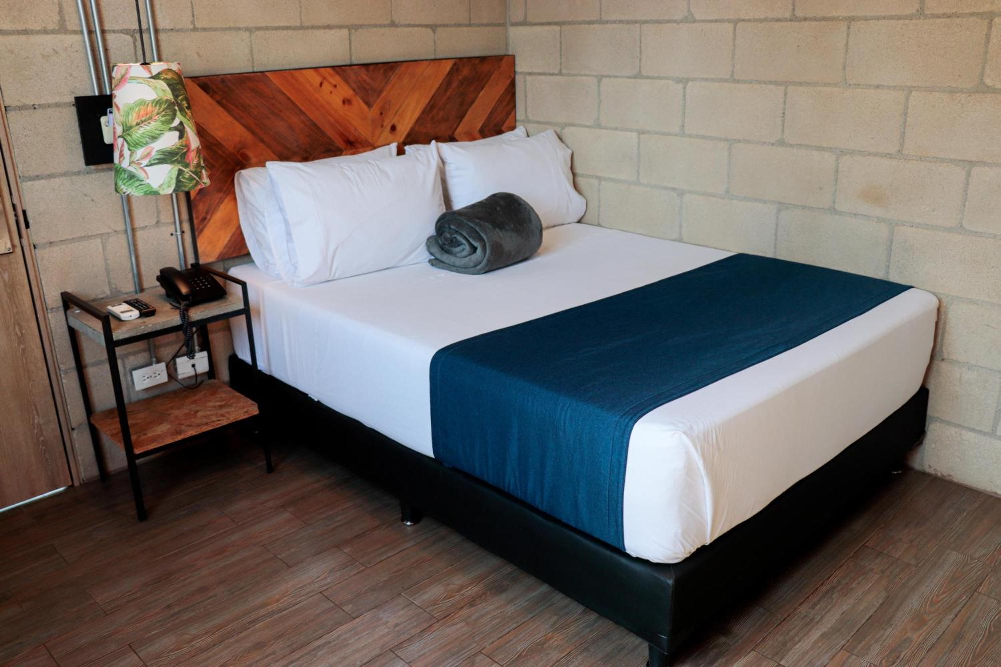 Lleras Park Concept Hotel 2*