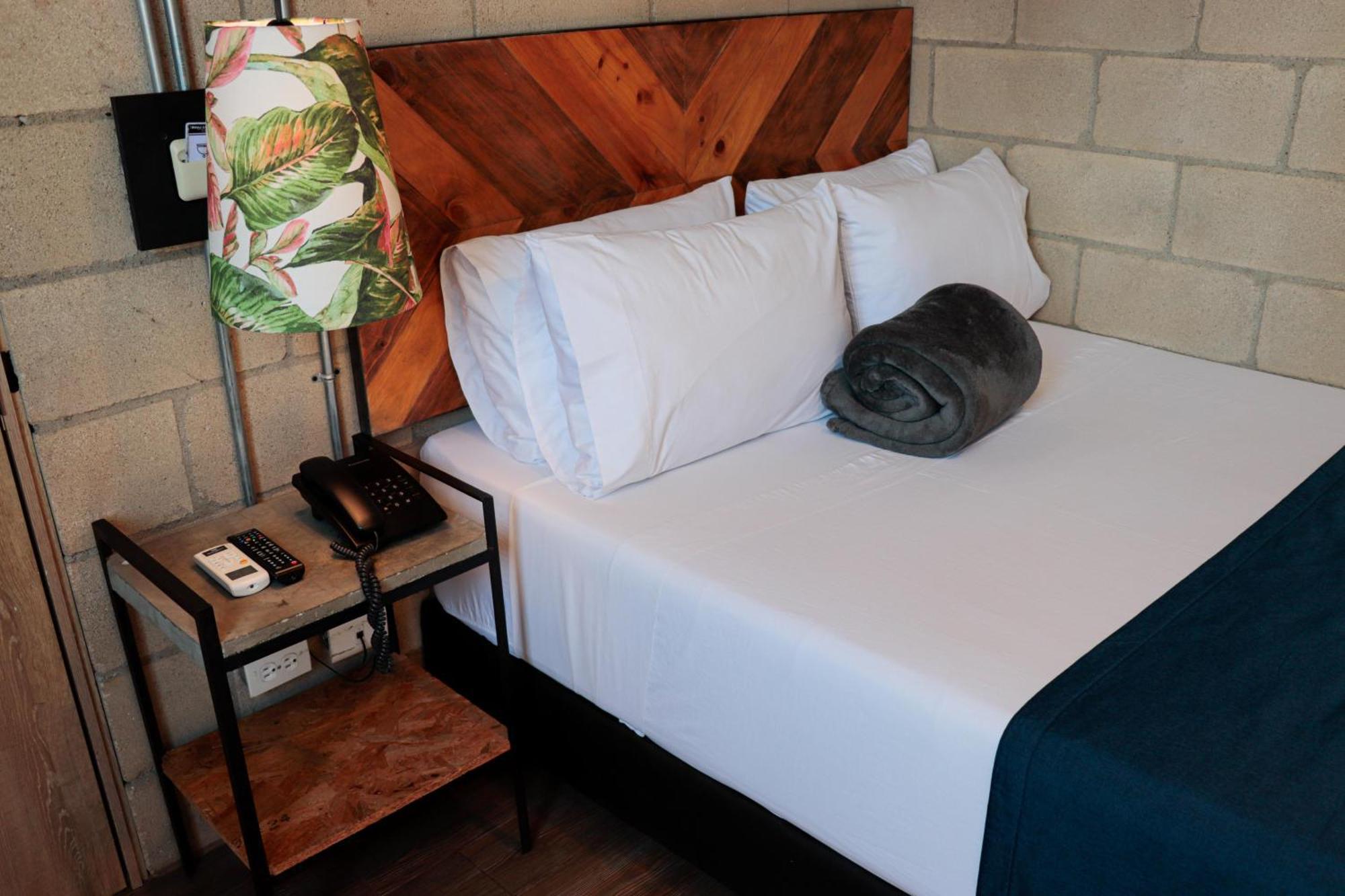 Hotel Lleras Park Concept 2*