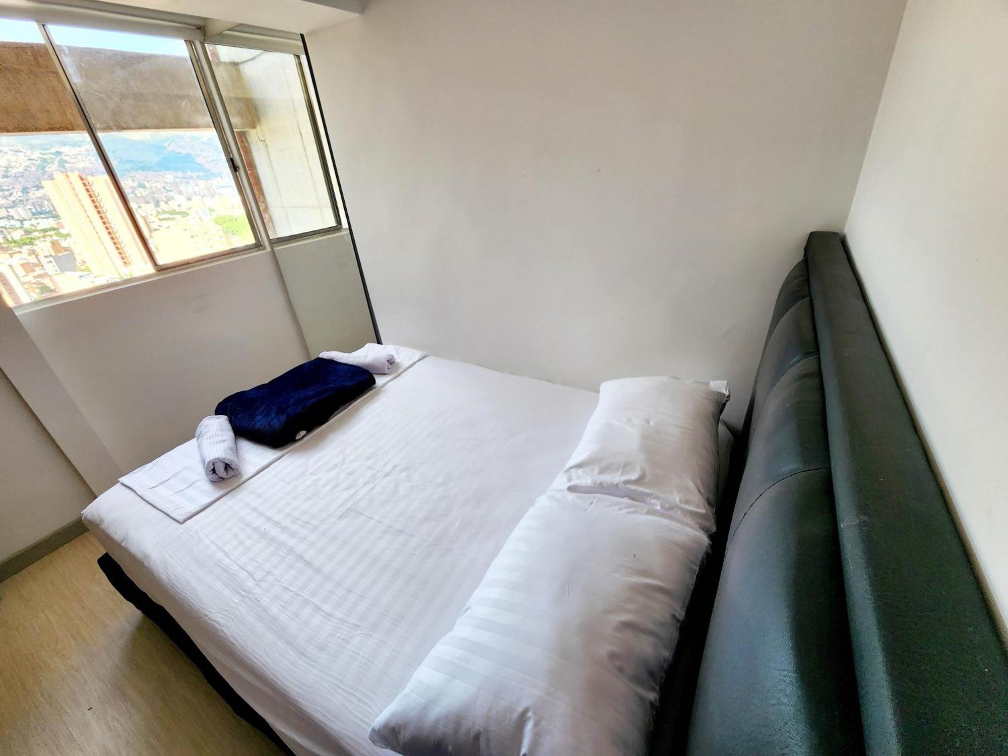 Apartamento Con Parqueadero Y Vista A La Ciudad Medellín