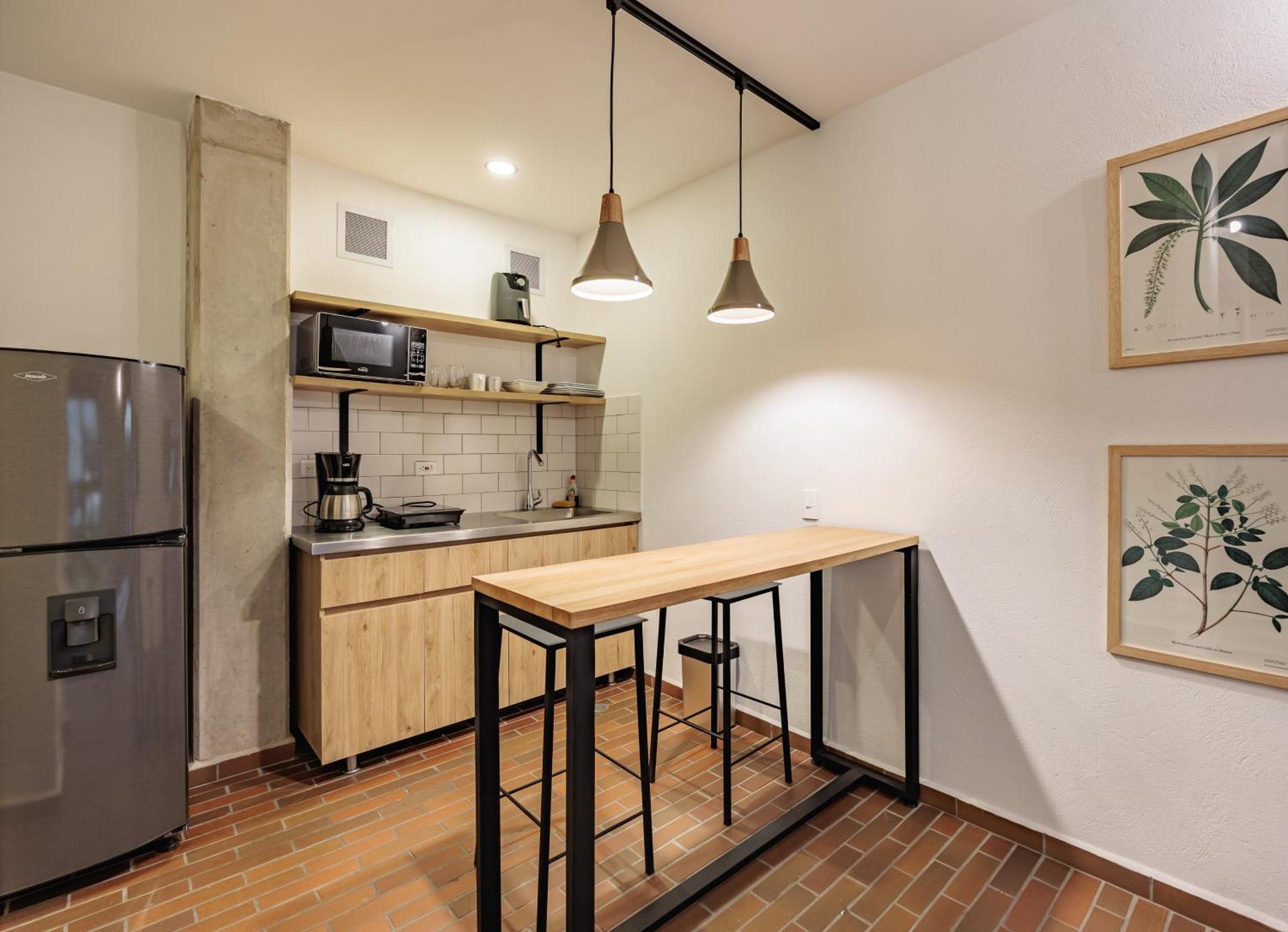The Somos Flats Laureles