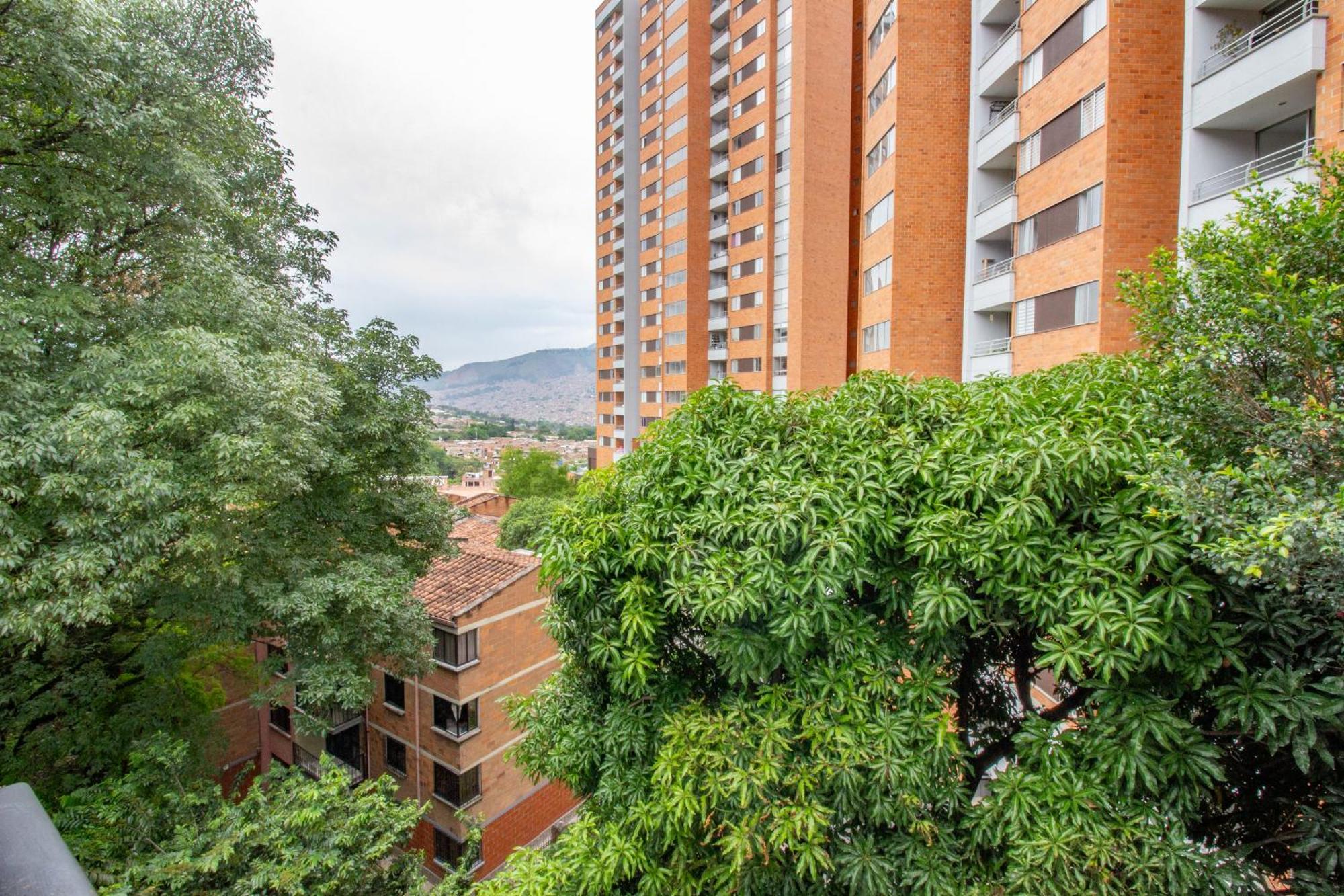 Apartamento A 3 Min Del Hospital Pablo Tobon Uribe * Medellín