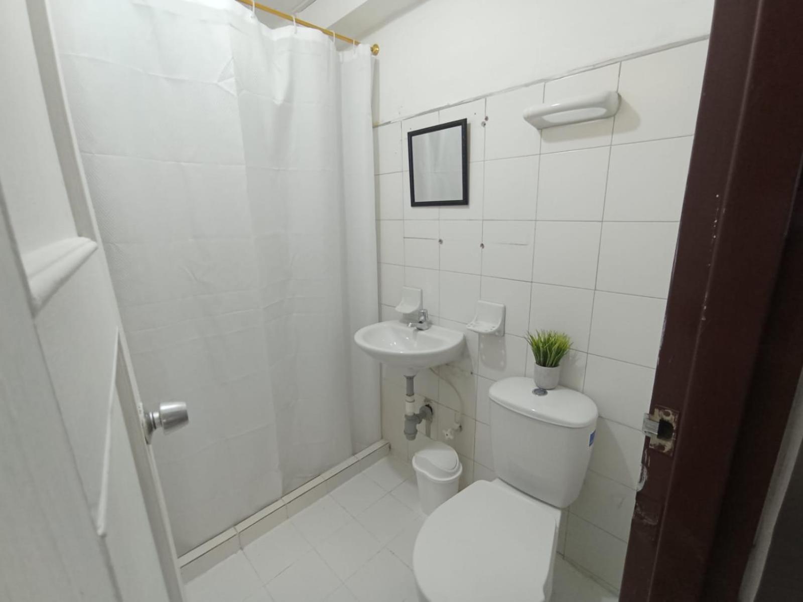 Con Bano Privado Coliving Central Cerca A Plaza Mayor Cerro Nutibara Unicentro Medellín