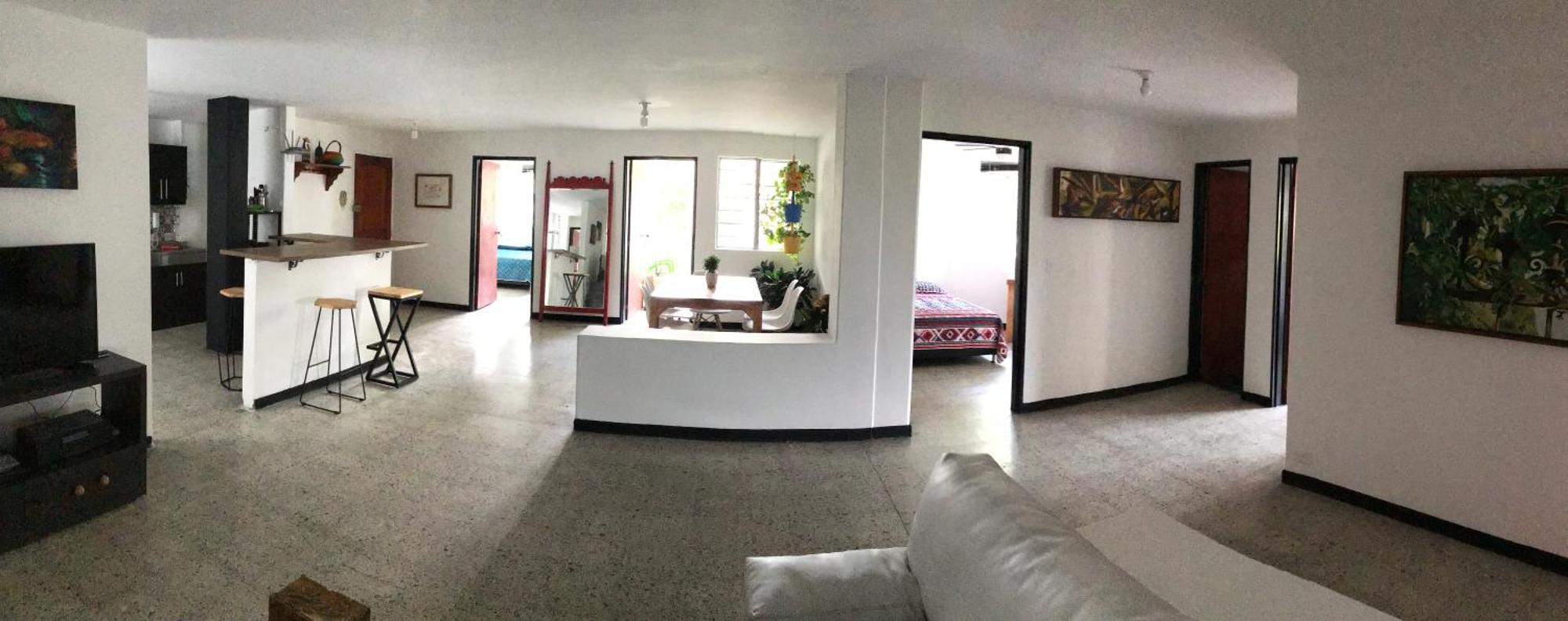 Astromelio House Coliving Expats 201 Habitación en casa particular Medellín