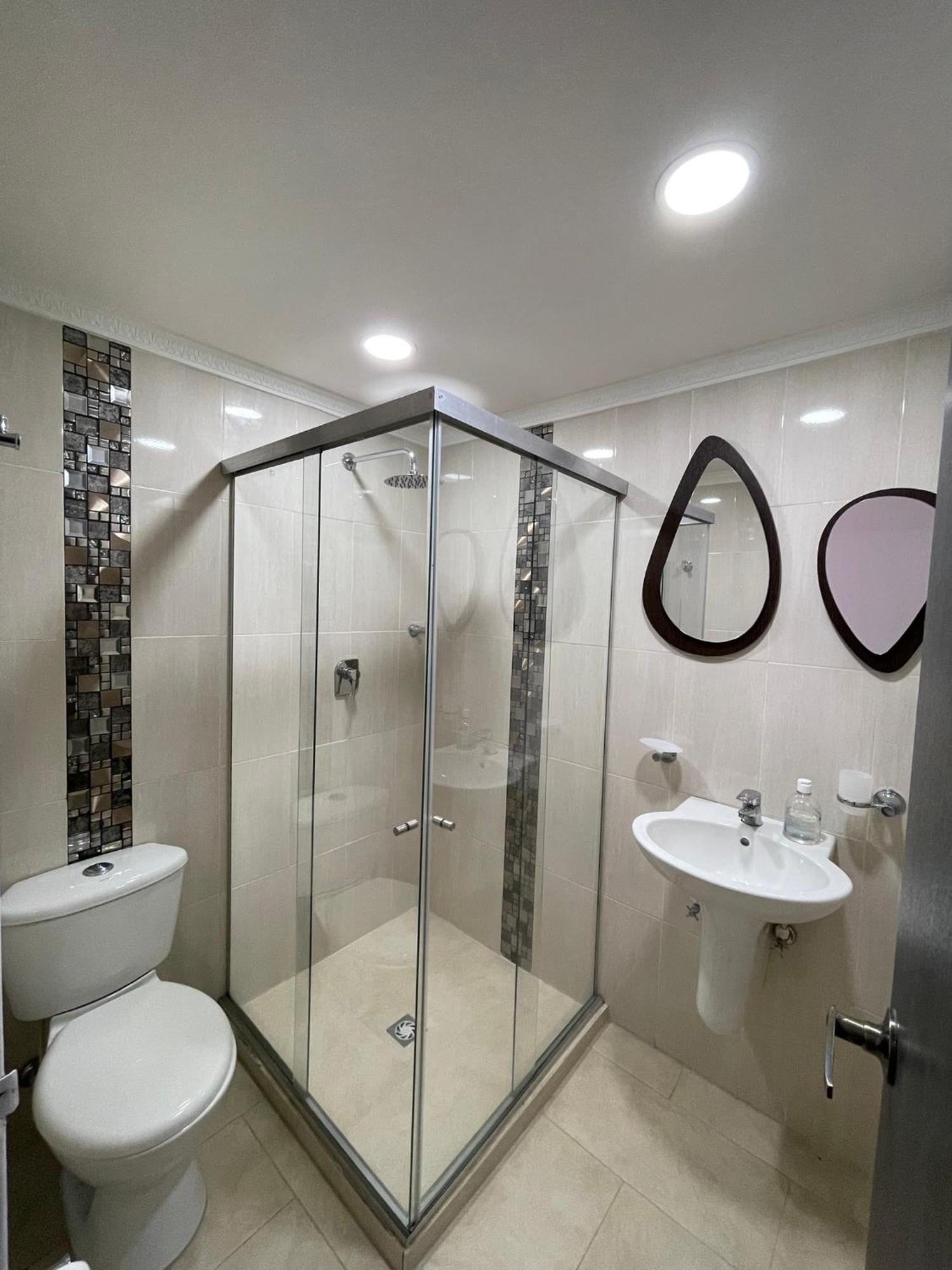Apartamento D Casa Hogar, Iluminado Y Tranquilo Con Amenidades Nuevas Medellín