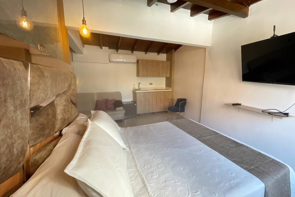 Apartamento Aparta Estudio Laureles 306 *