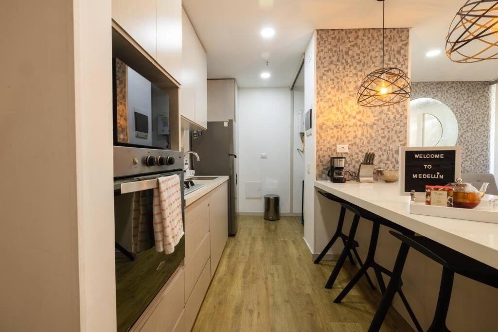 Premium Urban Oasis El Poblado 2br 1ac * Medellín