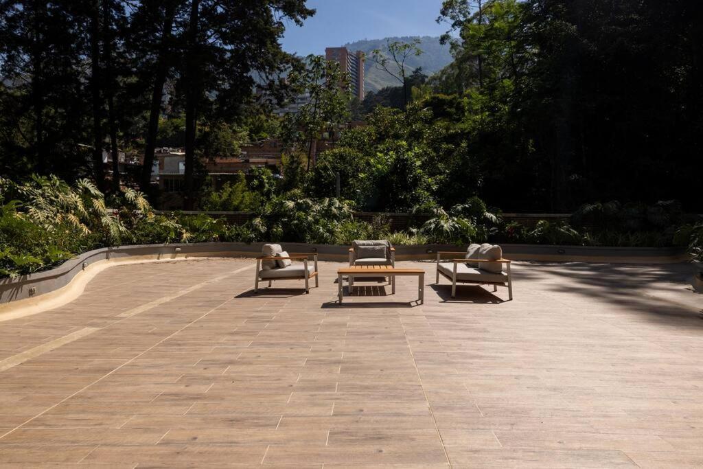 Premium Urban Oasis El Poblado 2br 1ac Apartamento *