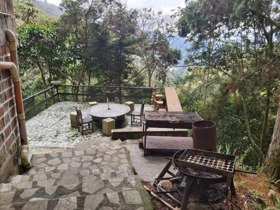 Wifi, 20 Personas, Chimenea, Cascadas, Naturaleza Medellín