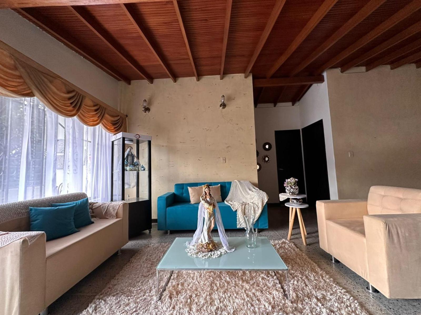 Apartamento Casa 16 Personas Laureles Medellín