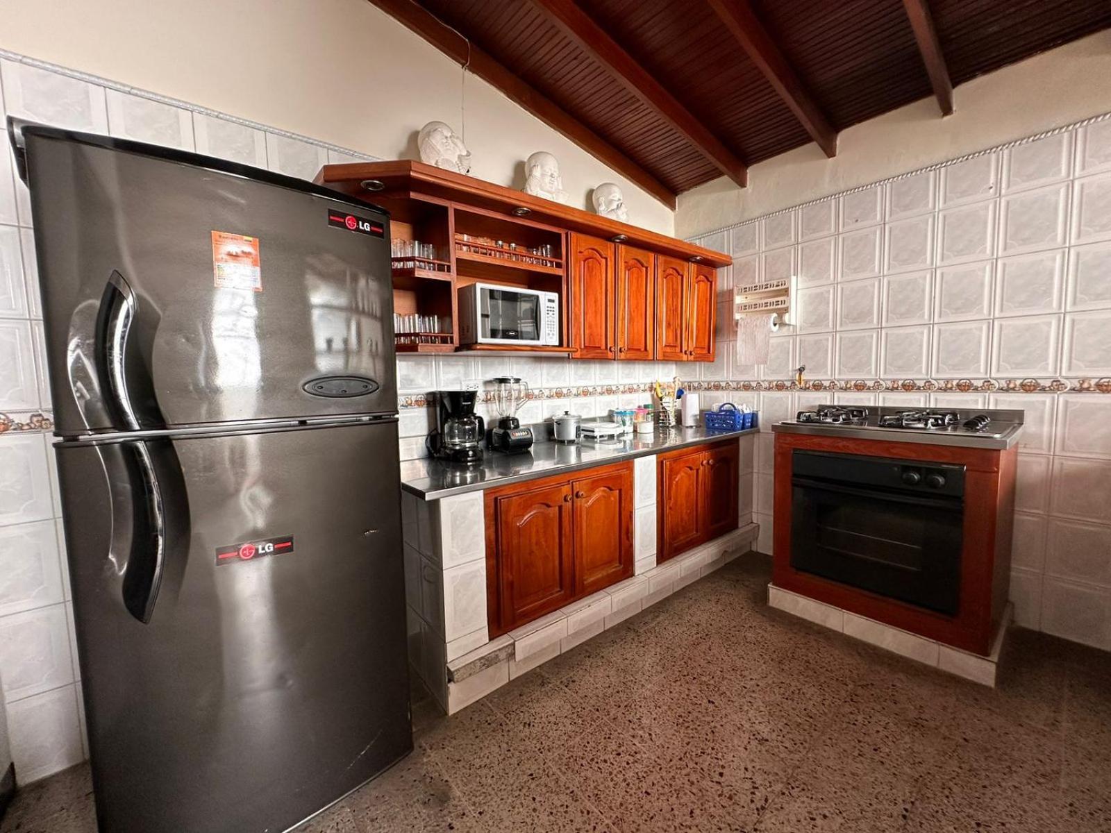 Apartamento Casa 16 Personas Laureles *