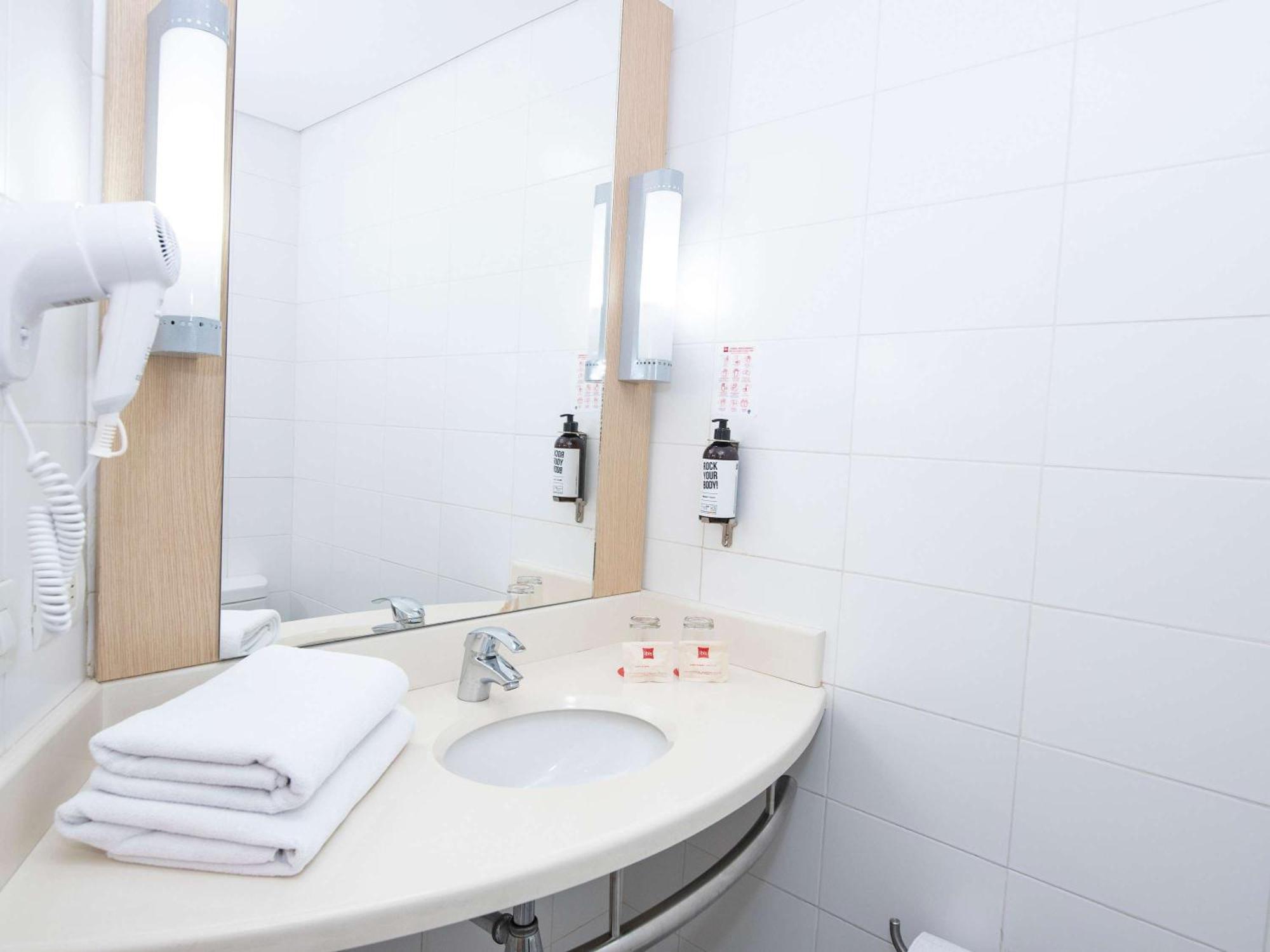 Ibis Medellín