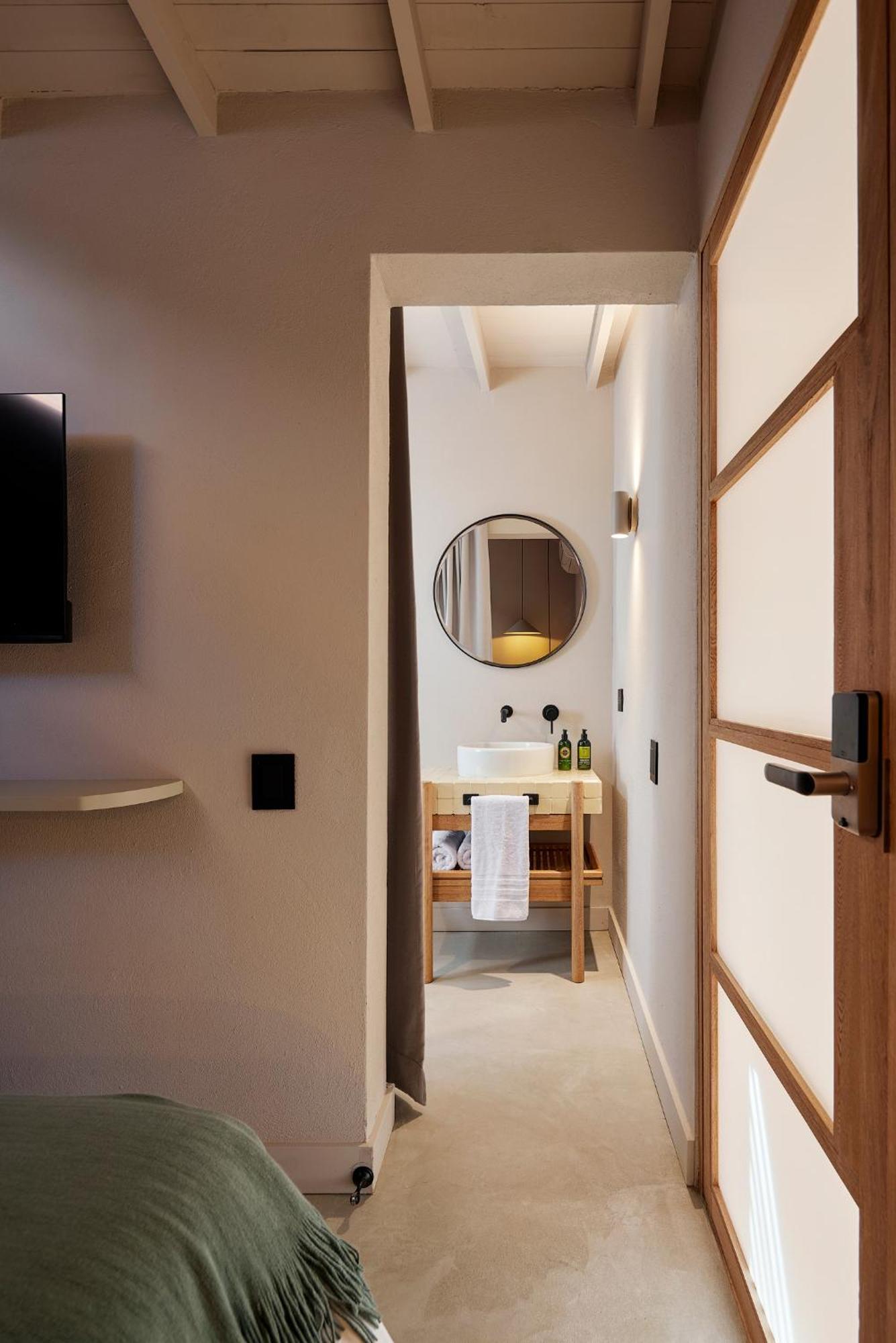 Antipoda Boutique Hotel 5*