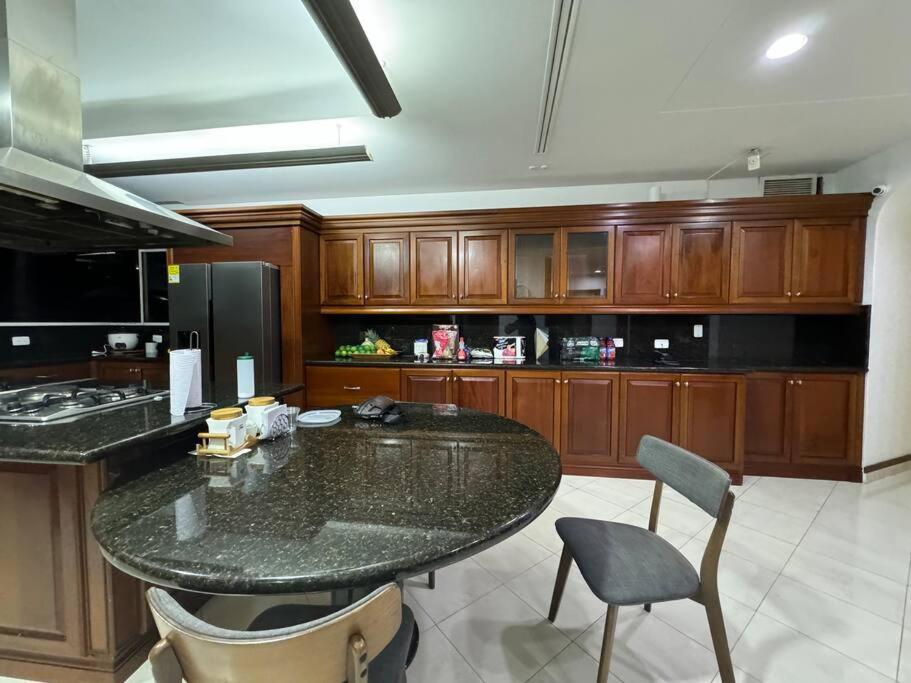 Luxurytravelhome Millionaires Medellín