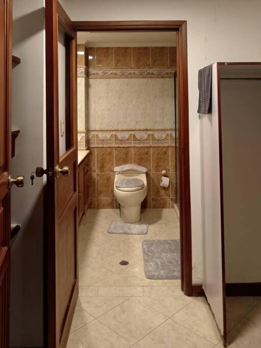 Luxury Penthouse Superb Location *