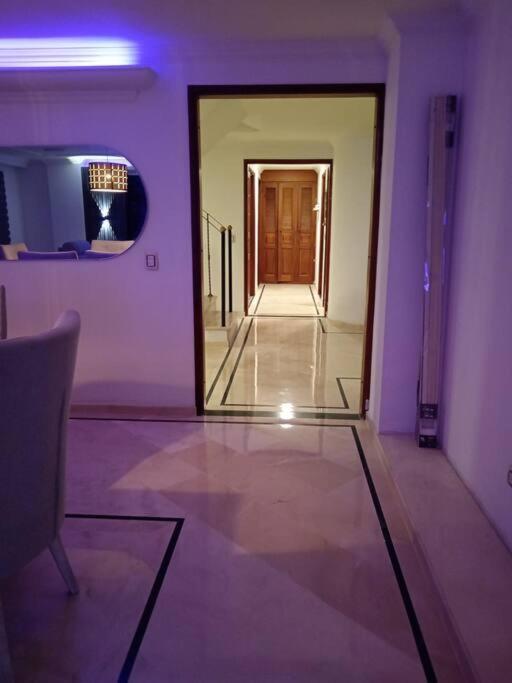 Luxury Penthouse Superb Location Apartamento