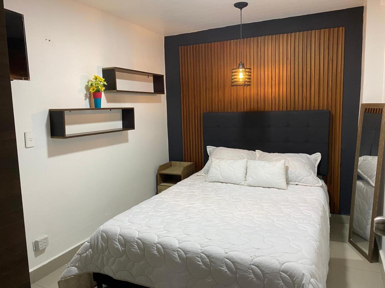 Apartamento 32 Confortable Apartamento Con Balcon En Laureles Estadio Medellín