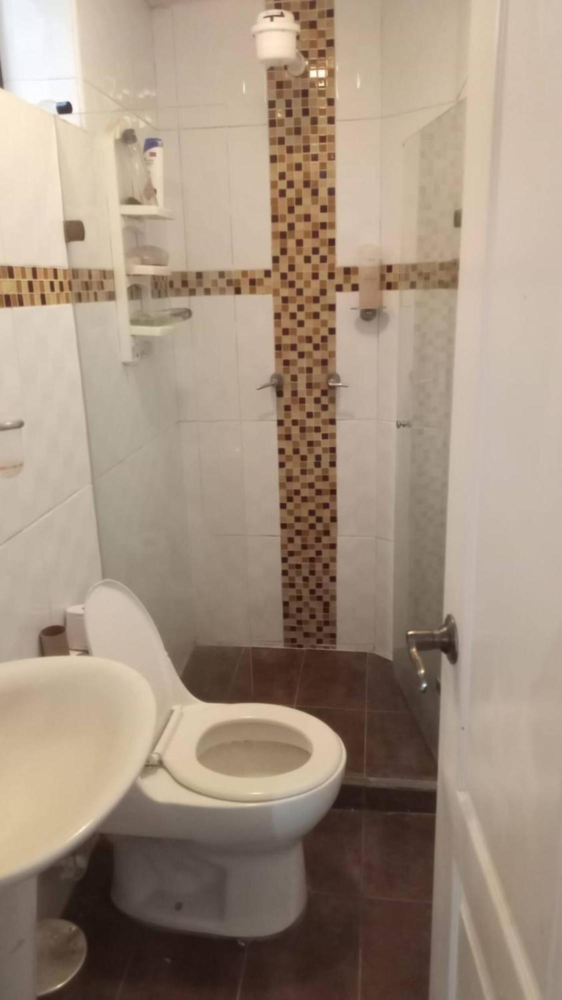 En Apartamento Central, Cerca De Sitios Turisticos Jardin Botanico Y Metro Estacion Universidad Homestay *