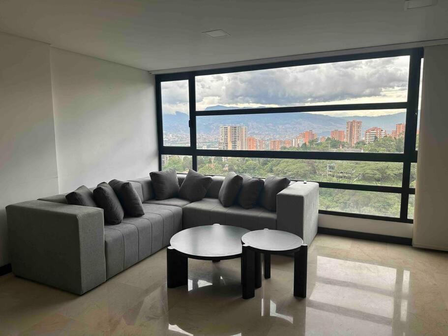 902 Luxury In Heart Of El Poblado! Apartamento Medellín