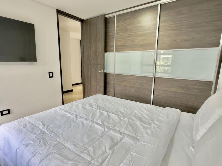 902 Luxury In Heart Of El Poblado! Apartamento