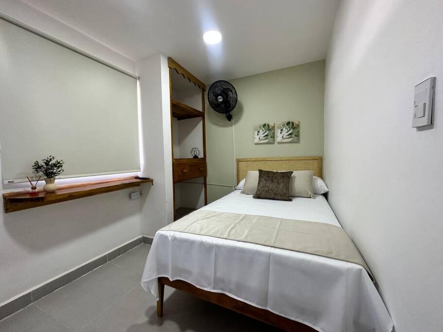 Apartamento Amplia Casa Grupos Grandes, Comoda Y Acogedora Medellín
