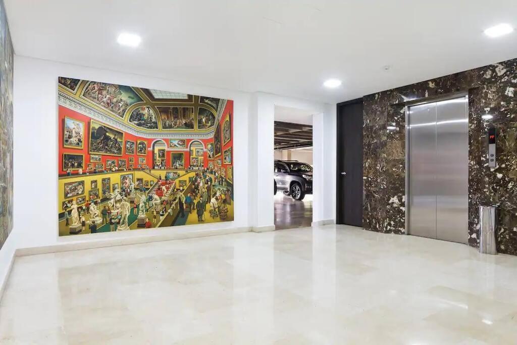 202 Family Haven In El Poblado: Spacious & Charming Apartment *