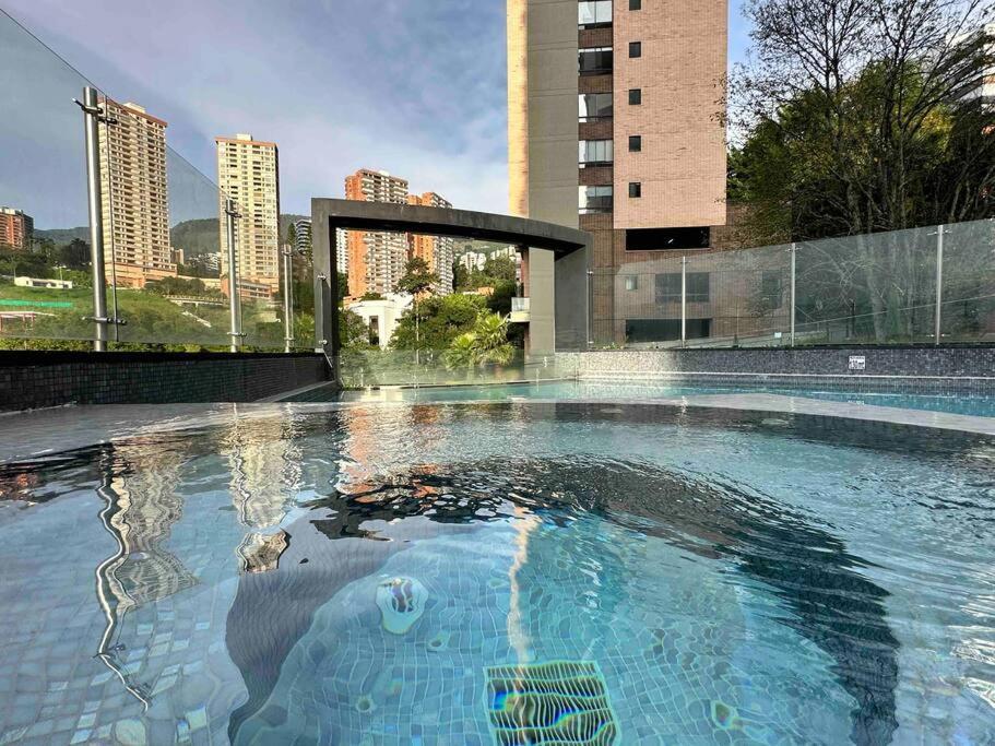 202 Family Haven In El Poblado: Spacious & Charming Apartment