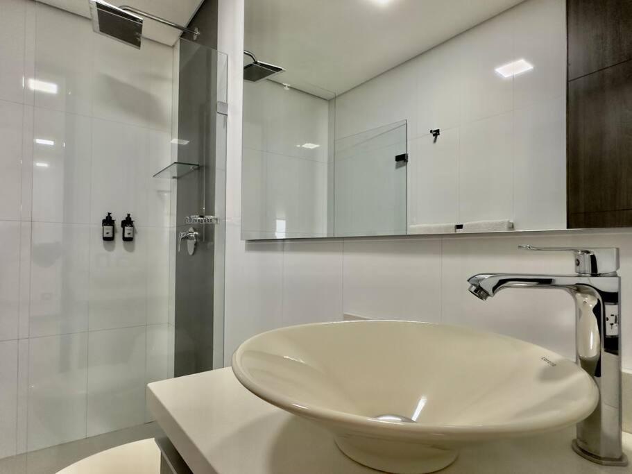 202 Family Haven In El Poblado: Spacious & Charming Medellin