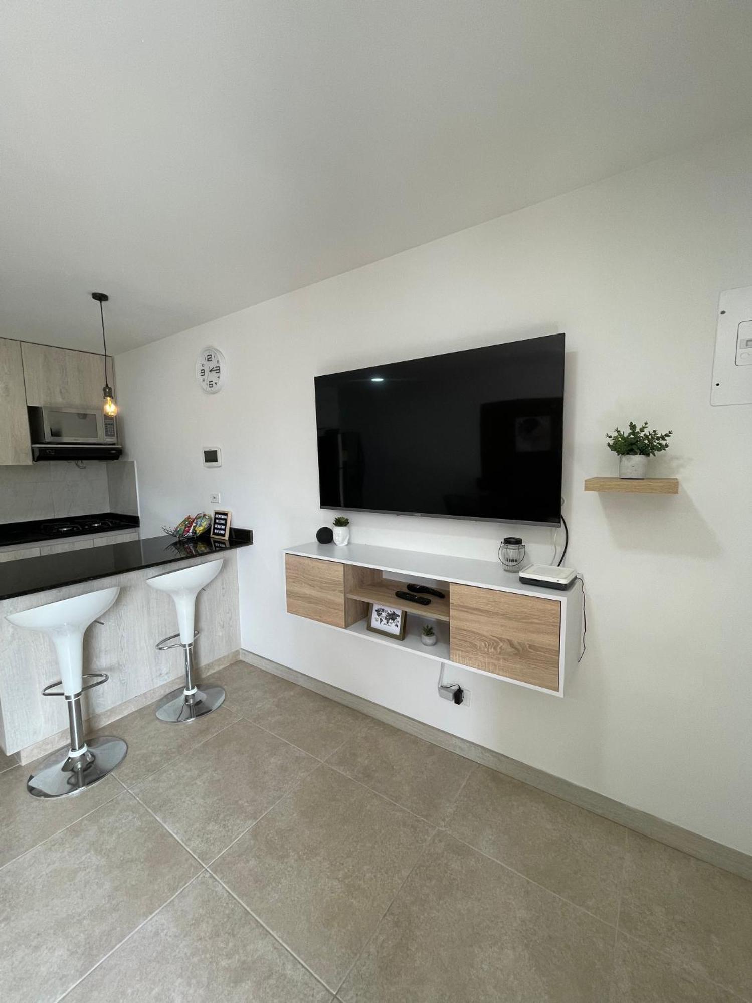 En Laureles Con Aire Acondicionado Apartamento *
