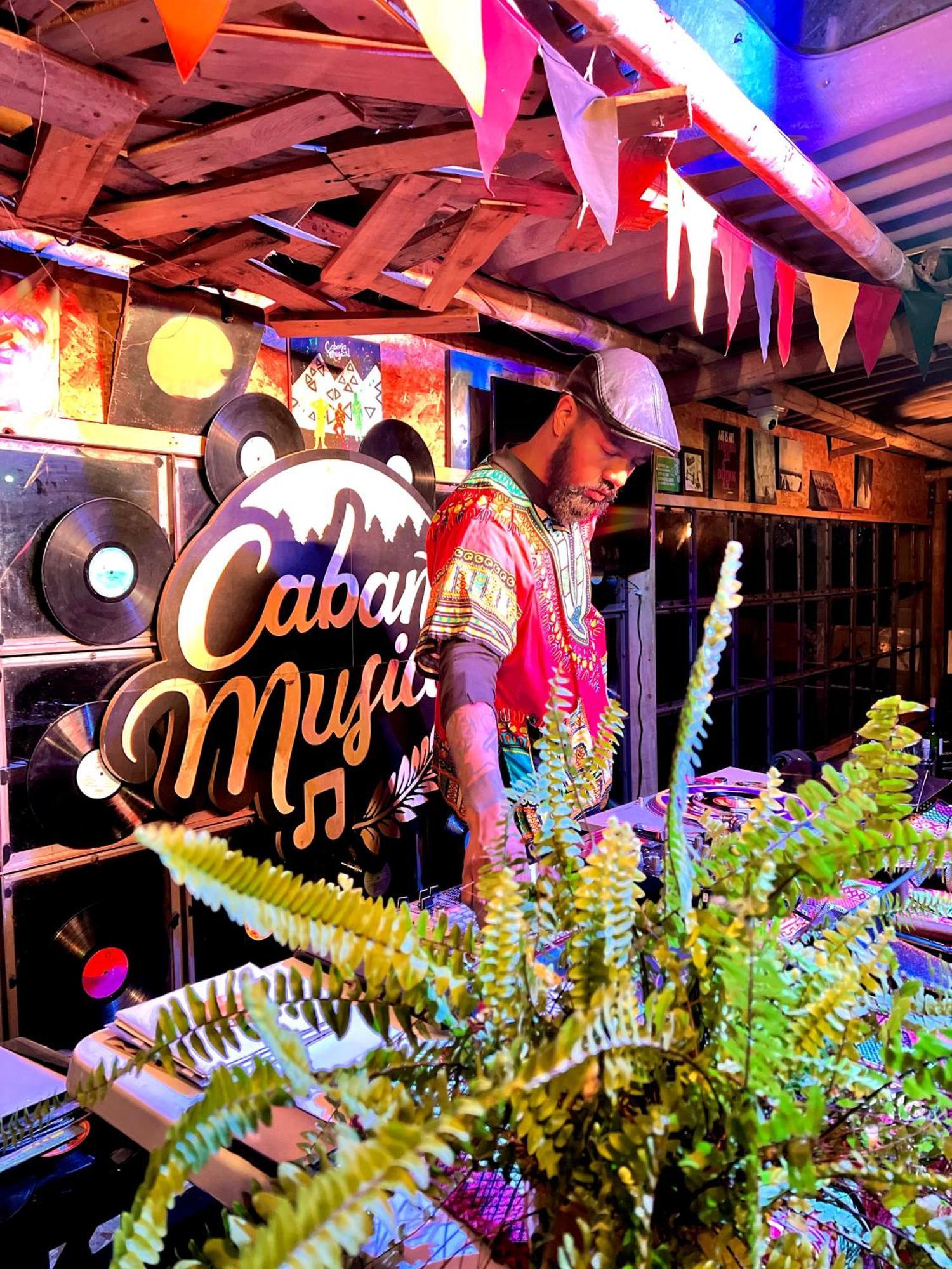 La Cabana Musical * Medellin