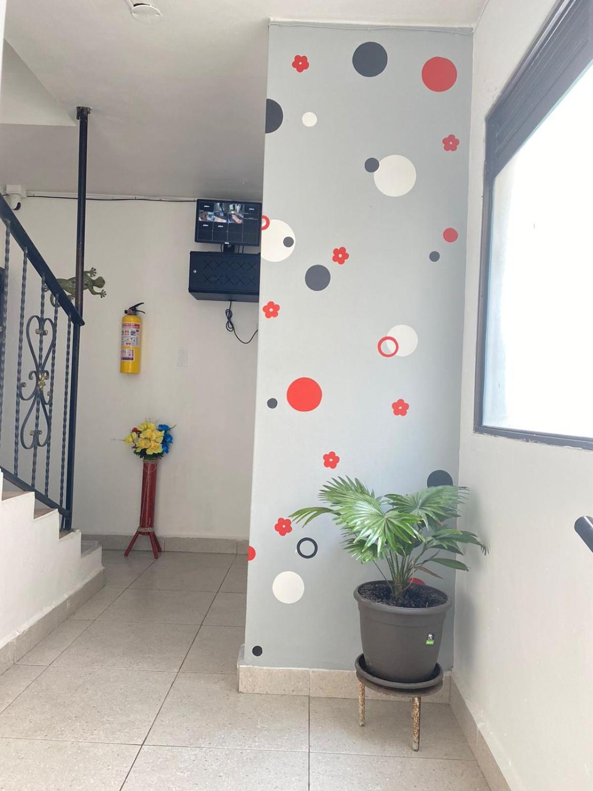 32 Confortable Apartamento Con Balcon En Laureles Estadio Medellín