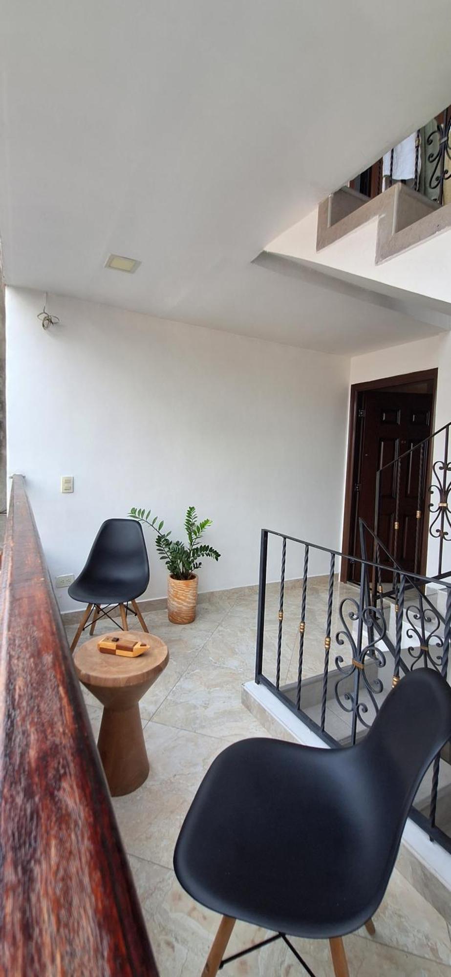 Elegante Y Hermoso En Apartamento Medellín