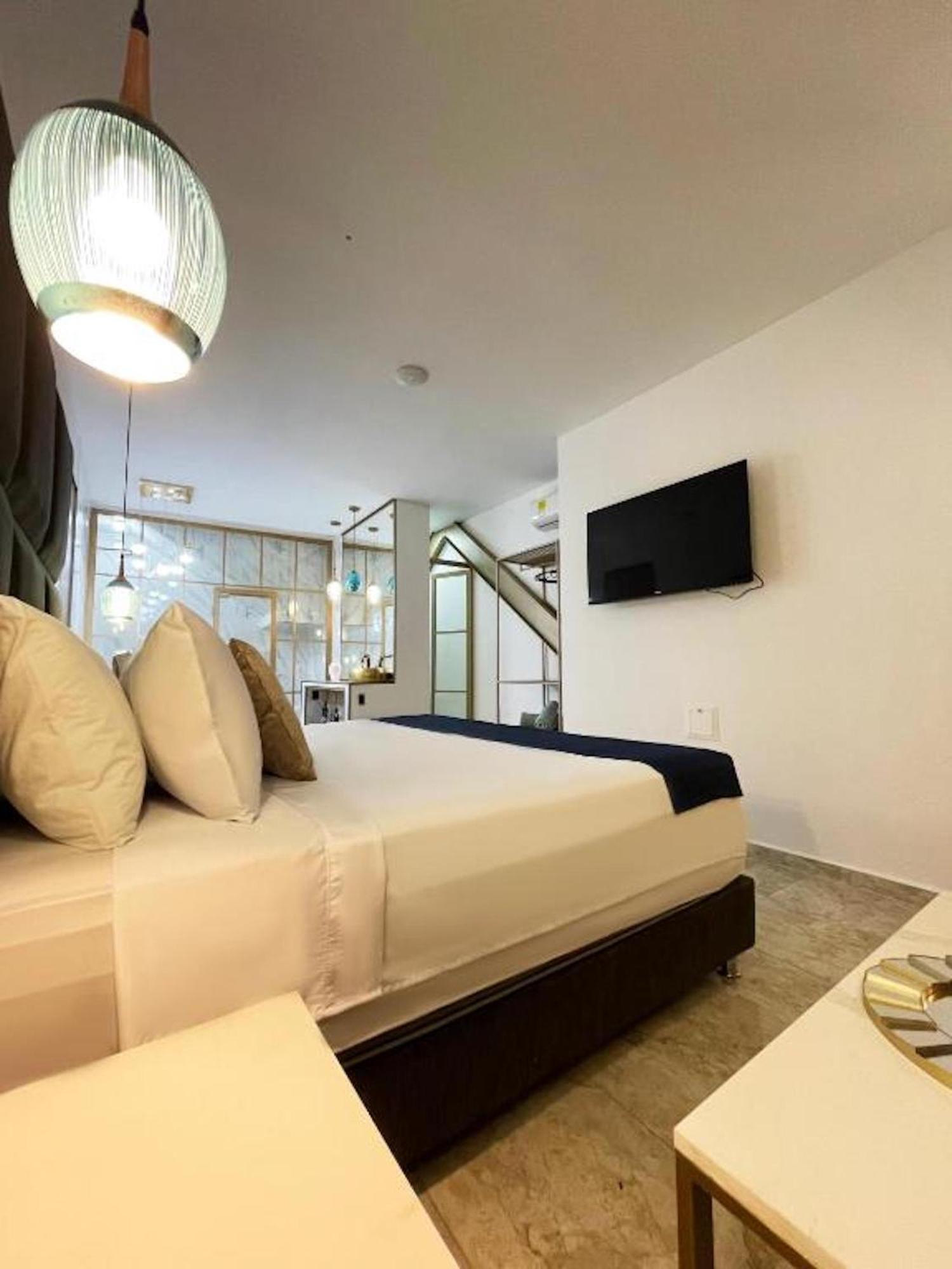 Lleras Hotel