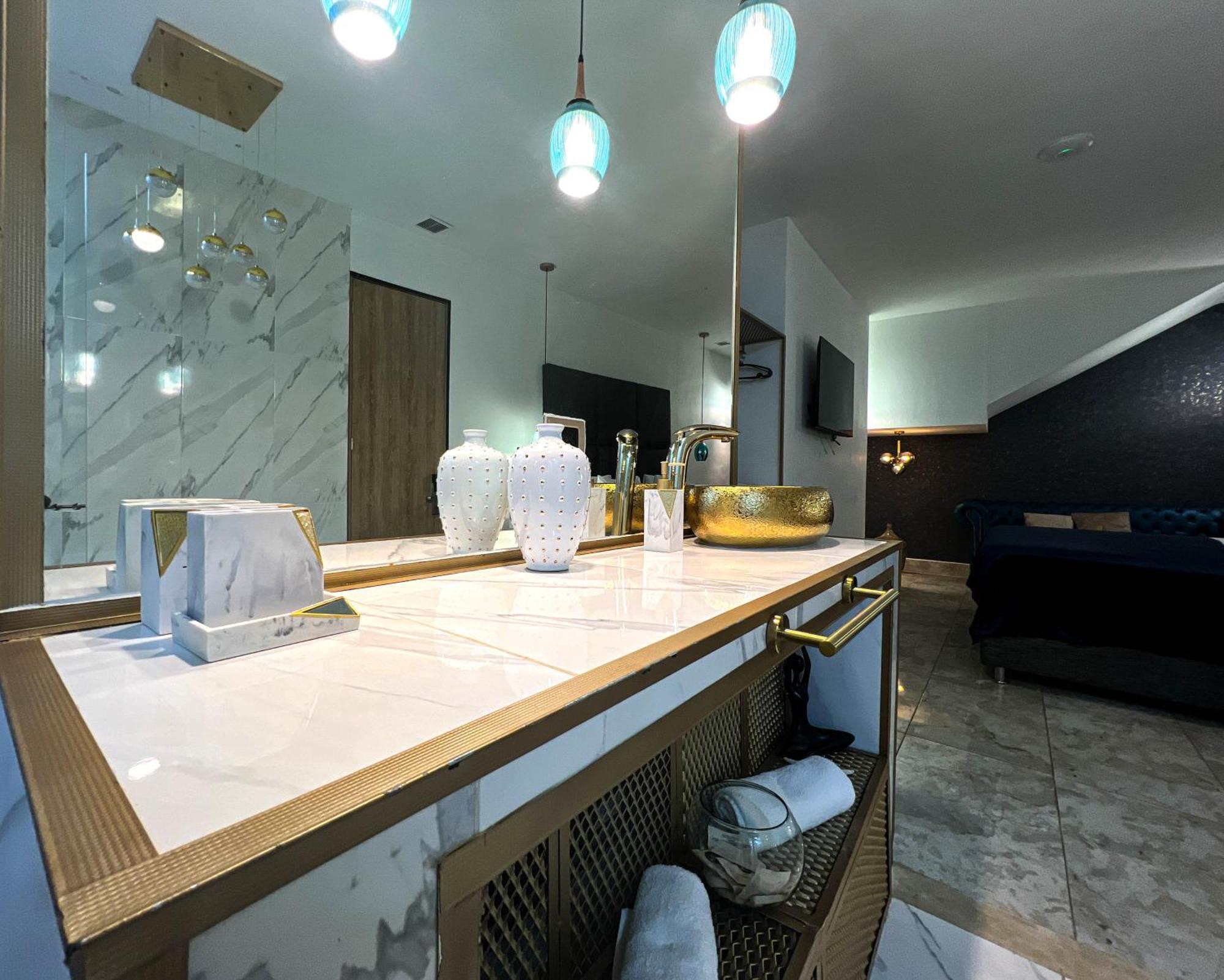 Hotel Lleras 4*
