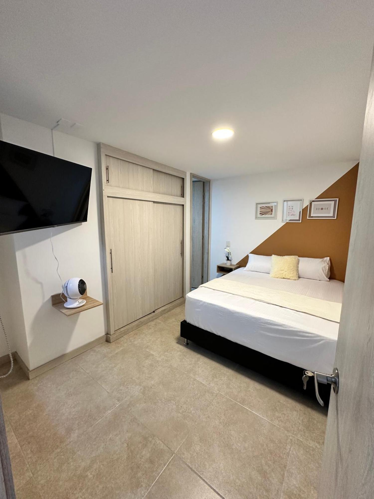 En Laureles Cerca A La 70 Y Estadio - 702 Apartamento