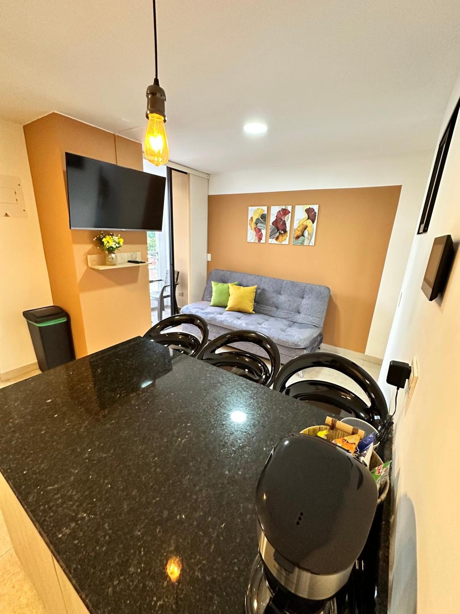 En Laureles Cerca A La 70 Y Estadio - 702 Apartamento