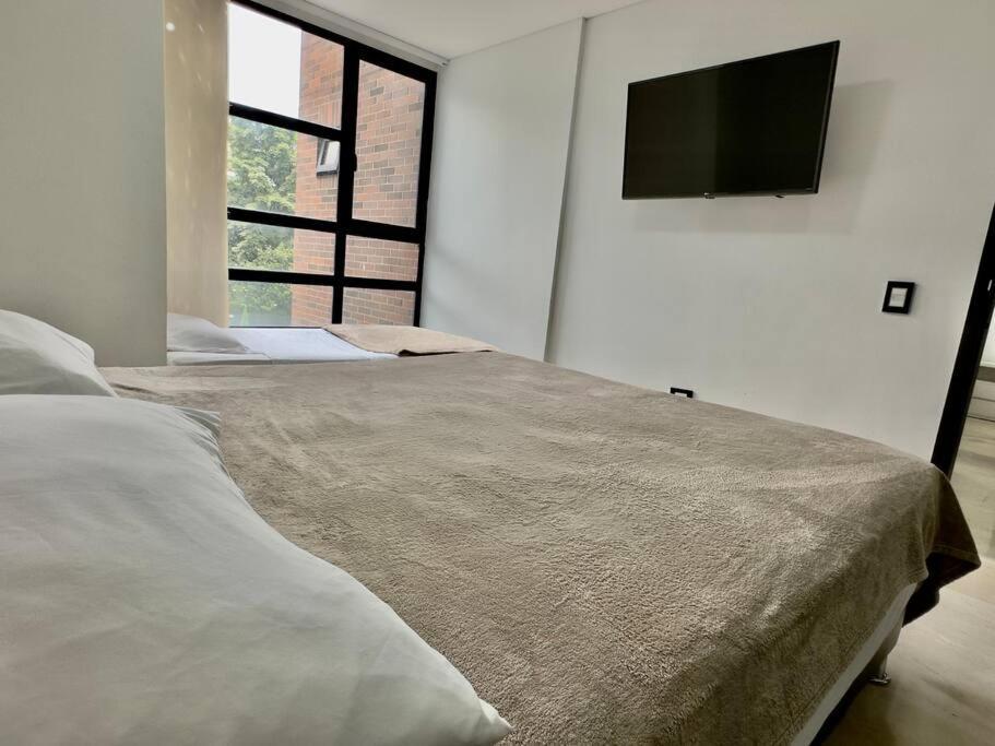 502 El Poblado: Beautiful & Ample Space For Families Apartamento Medellín
