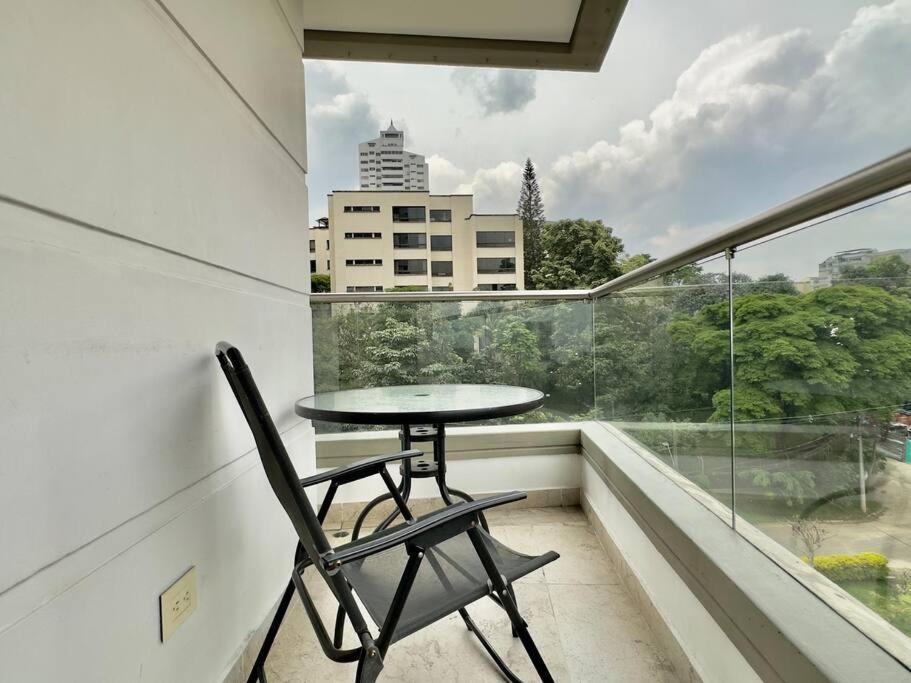 Apartamento 502 El Poblado: Beautiful & Ample Space For Families *