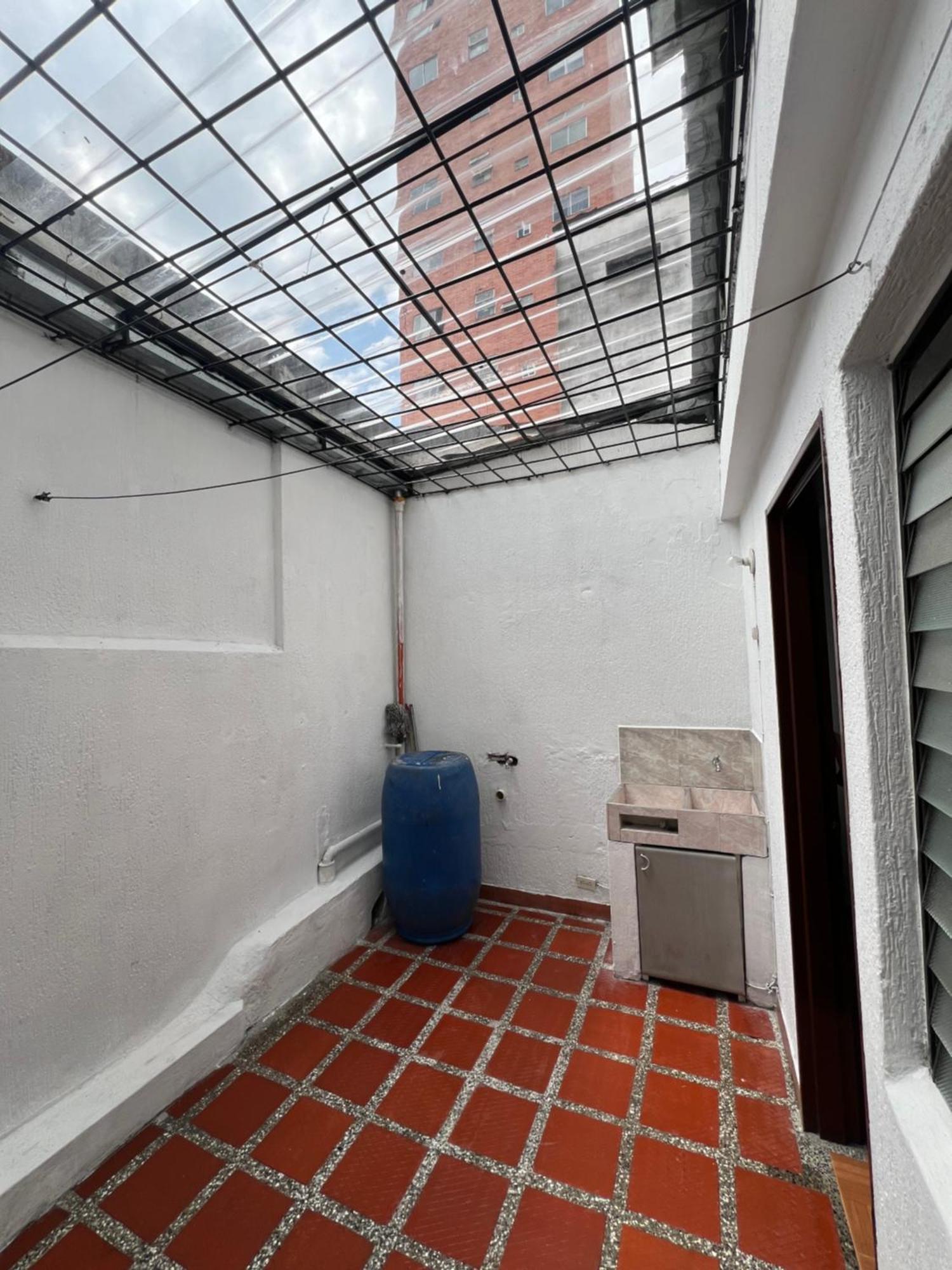 Apartamento Laureles, Cerca A La Estacion Floresta Apartamento *