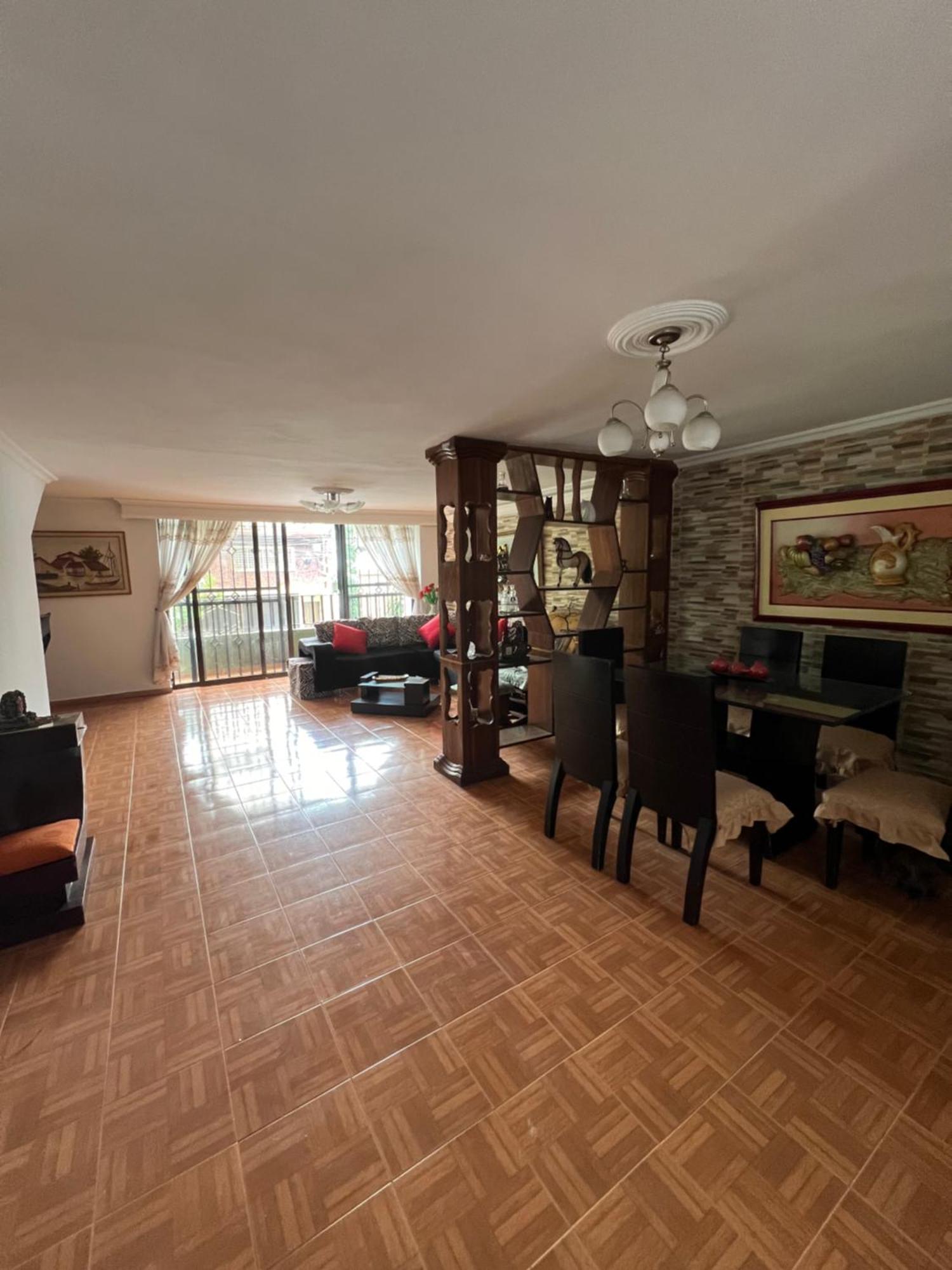 Apartamento Laureles, Cerca A La Estacion Floresta * Medellín